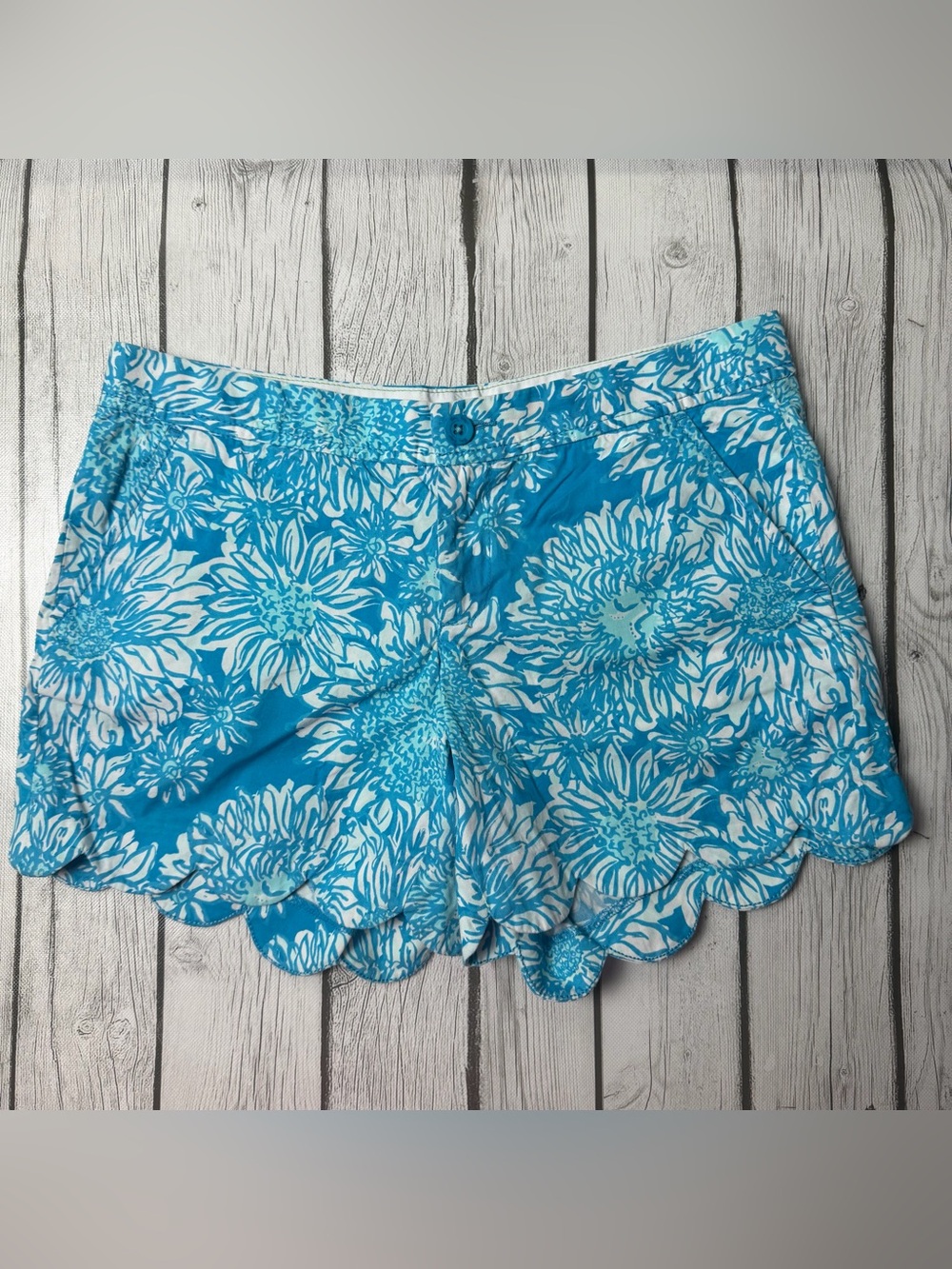 Lilly Pulitzer Women's 4 Buttercup Shorts Blue Lion In The Sun